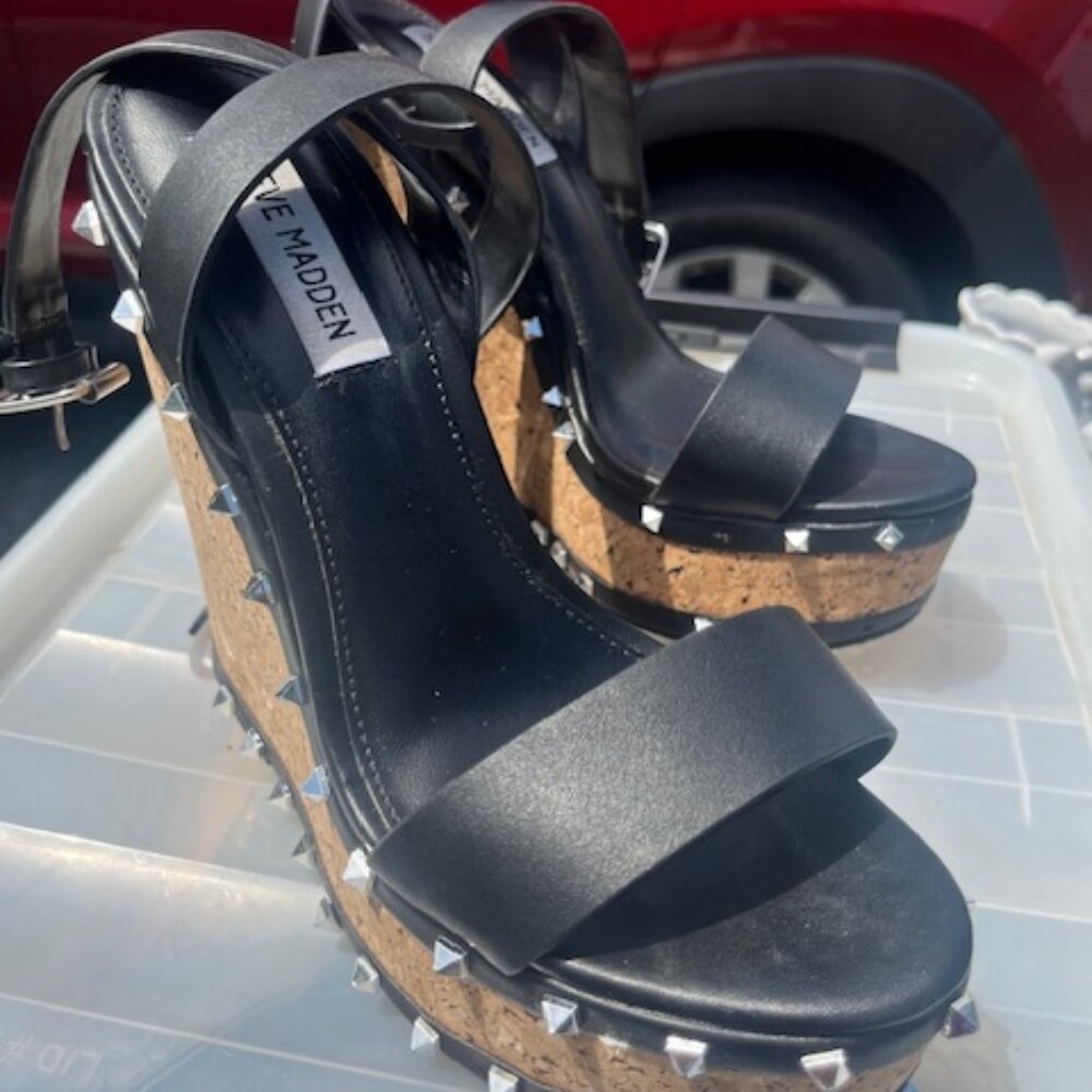 Steve Madden Cork Wedged Studded Platform